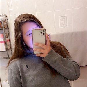 Meet your Posher, Veronica